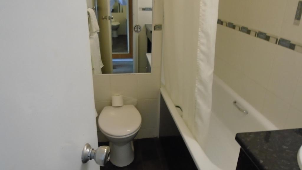 דרבי St Peter'S Quarter Hotel חדר תמונה